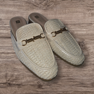 Loafers beige