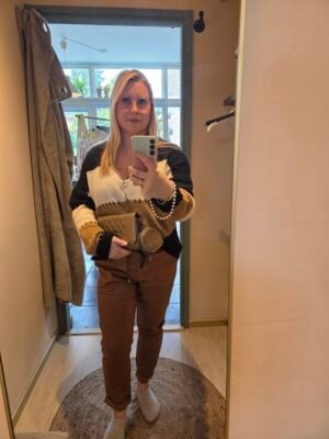 2025/09/1000059378-scaled.jpg Metallic broek