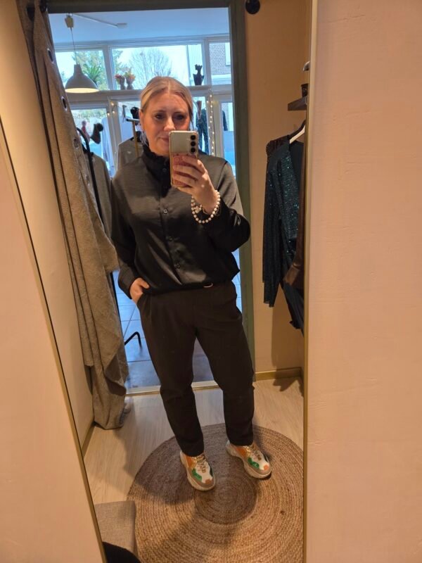 Chino broek met riem