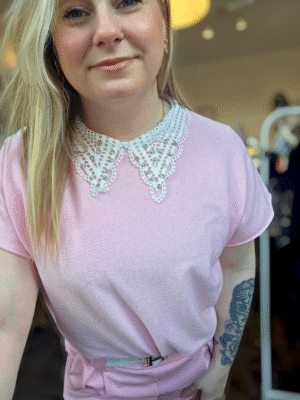 Tshirt met kanten kraagje