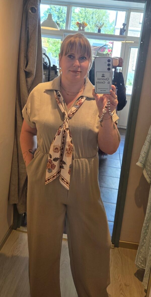 Jumpsuit met sjaal