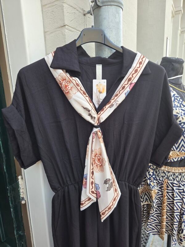 Jumpsuit met sjaal