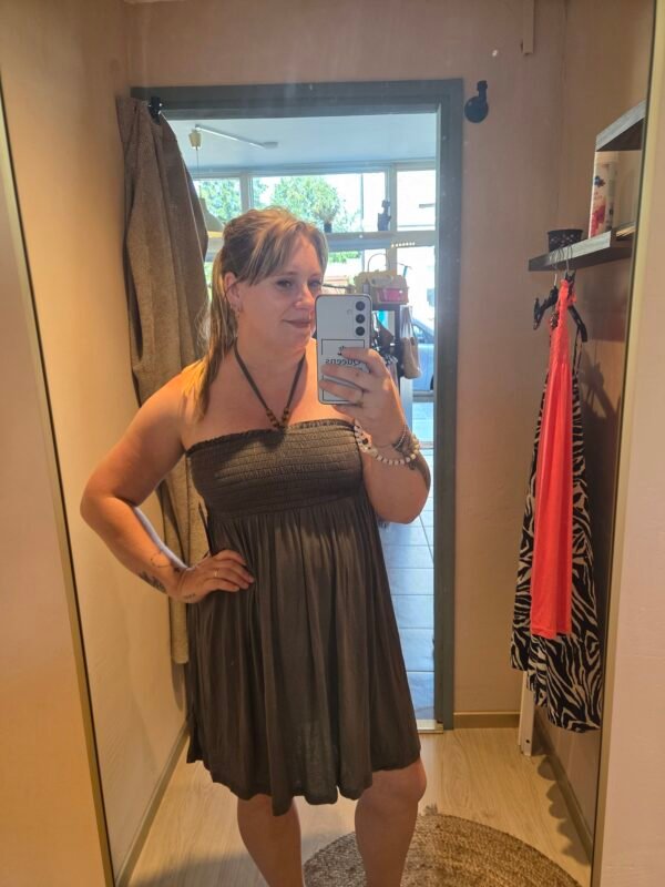 Strapless jurk